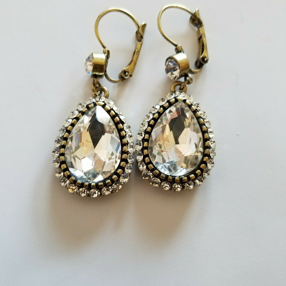 Tear drop earrings with rhinestones